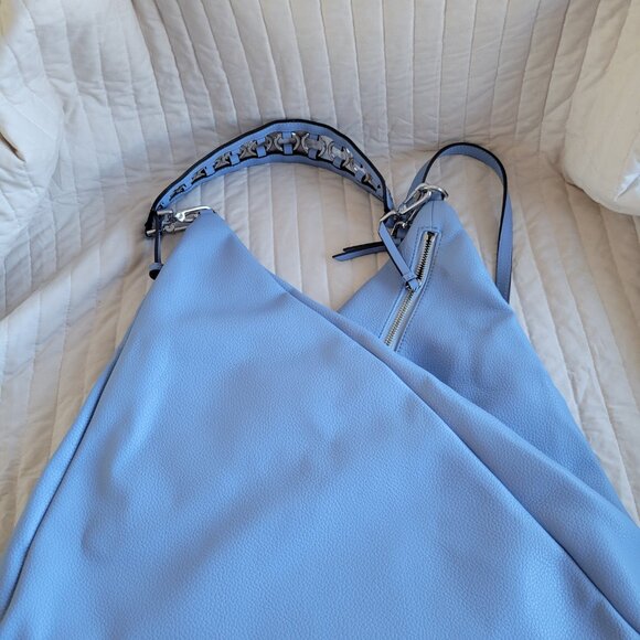 Calvin Klein Geo Rocky Crossbody Forever Blue Handbag - Picture 2 of 11